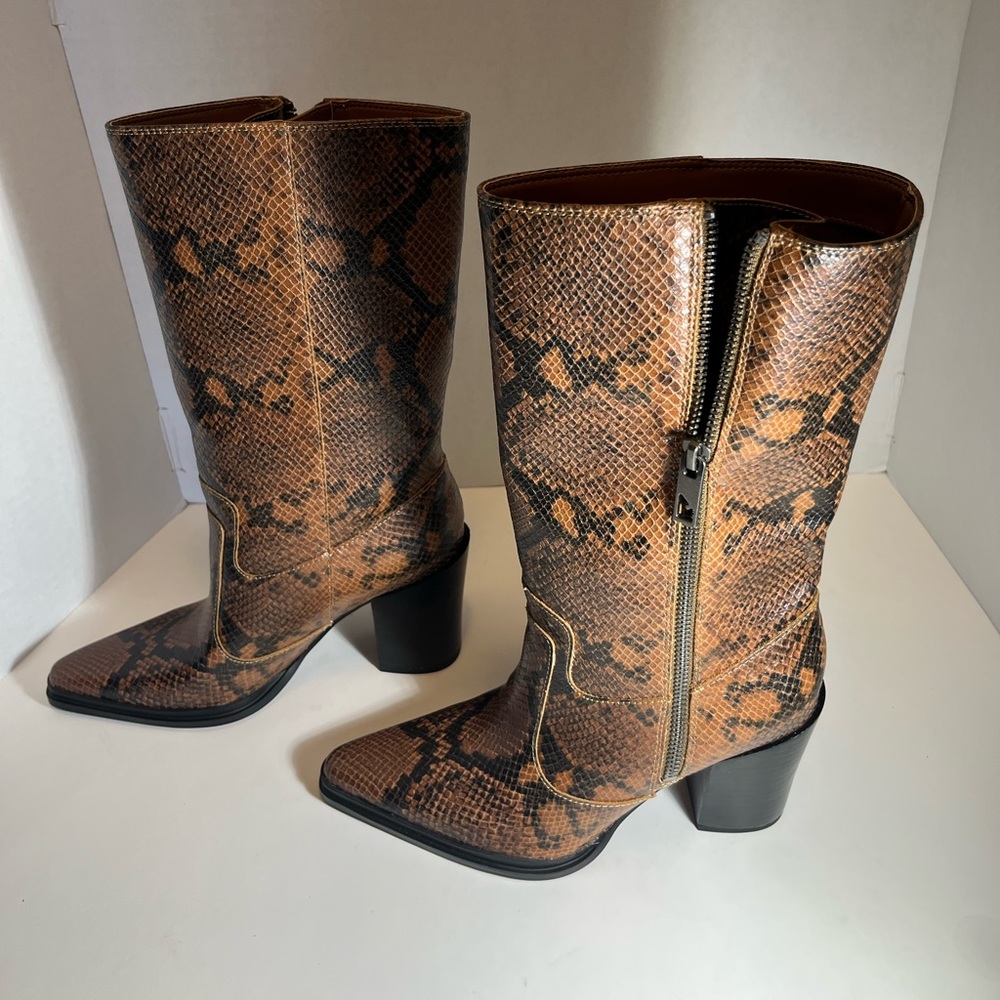 Women’s Handmade Franco Sarto Tan Black Snake-Print Ankle Calf Boots New In Box - Picture 3 of 9